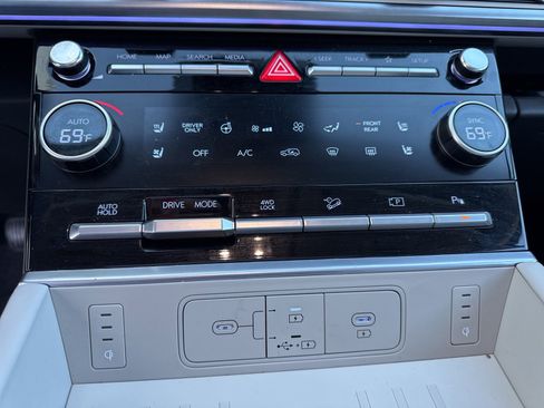 Used 2026 Hyundai Santa Fe Calligraphy image 31