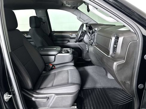 Used 2025 Chevrolet Silverado 1500 LT AWD/4WD image 29