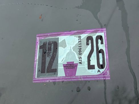 Used 2015 Chevrolet Express 2500 image 16