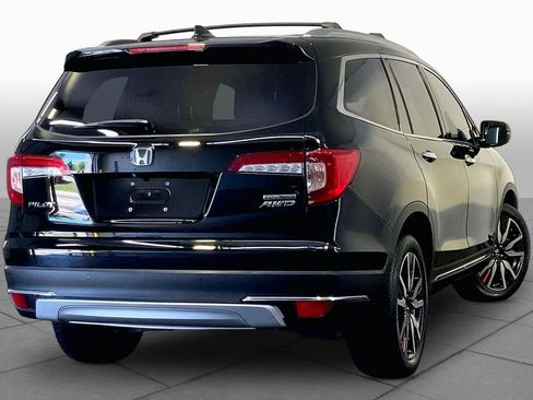 Used 2019 Honda Pilot Touring image 13