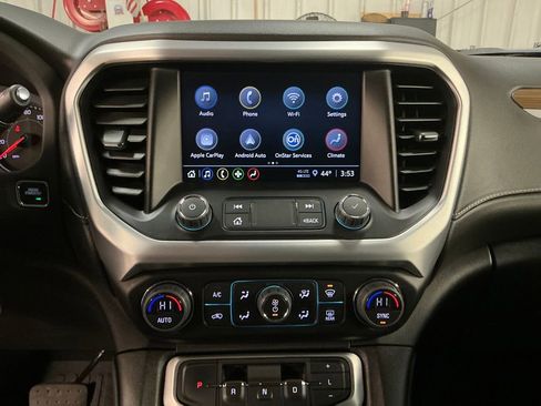 Certified 2023 GMC Acadia SLE w/ Driver Convenience Package image 22