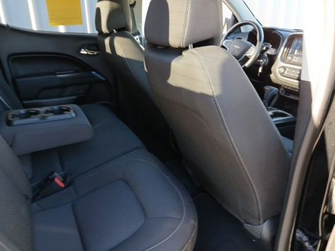 Used 2021 Chevrolet Colorado LT w/ Redline Special Edition image 19