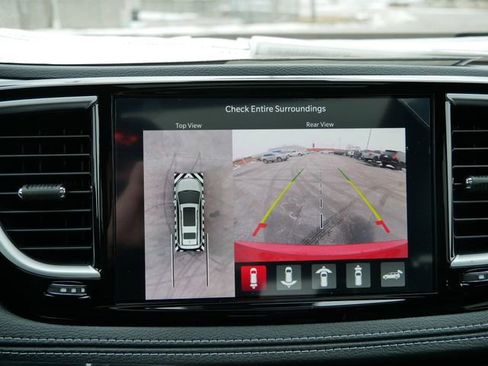 New 2026 Chrysler Pacifica Limited w/ Trailer Tow Group image 25