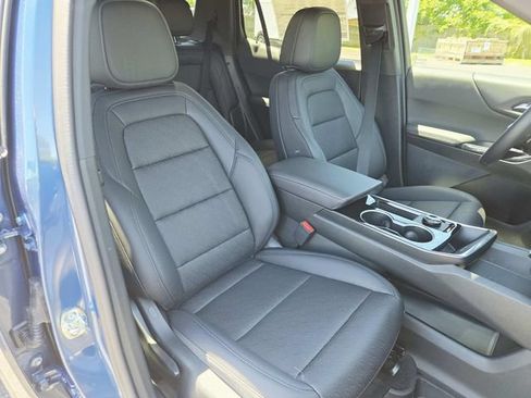 New 2026 Chevrolet Equinox LT w/ Convenience Package II AWD/4WD image 12