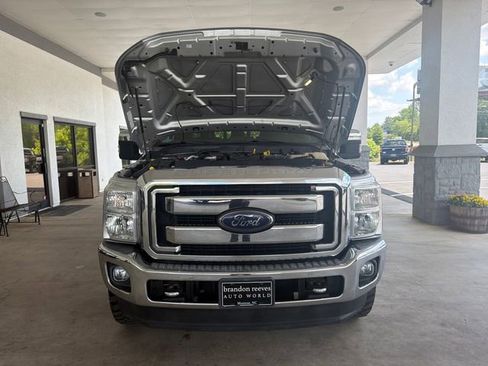 Used 2016 Ford F250 Lariat w/ Lariat Ultimate Package AWD/4WD image 13