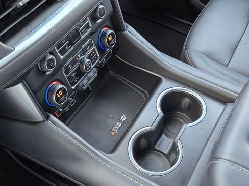 Used 2023 Chevrolet Tahoe Z71 w/ Luxury Package image 23