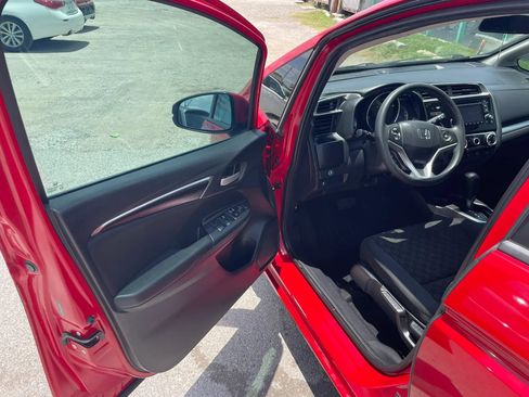 Used 2016 Honda Fit LX image 11