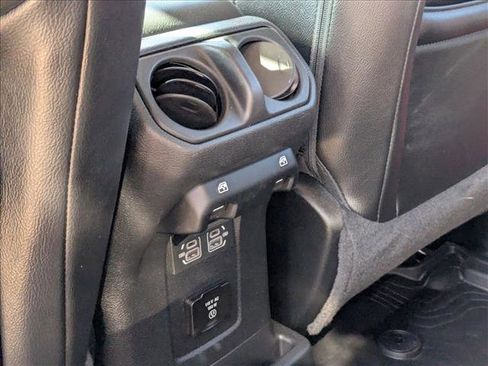 Used 2021 Jeep Wrangler Unlimited Sahara image 19