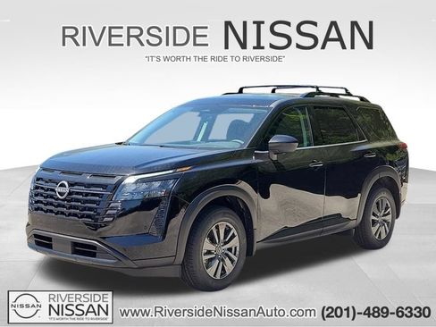 New 2026 Nissan Pathfinder SV AWD/4WD image 1