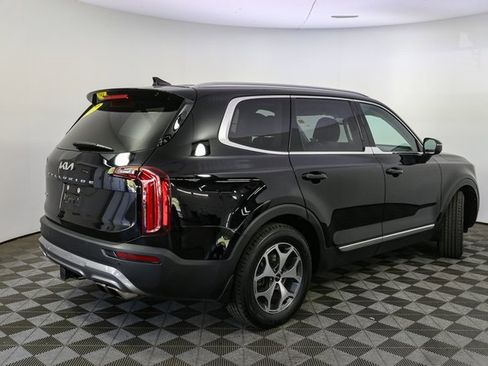 Used 2022 Kia Telluride EX w/ Towing Package image 12