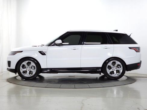 Used 2018 Land Rover Range Rover Sport HSE image 2