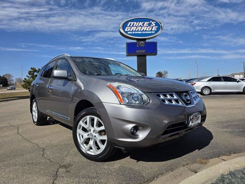 Used 2011 Nissan Rogue SV w/ SL Pkg image 2
