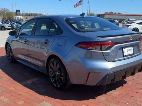 Used 2024 Toyota Corolla XSE FWD image 9