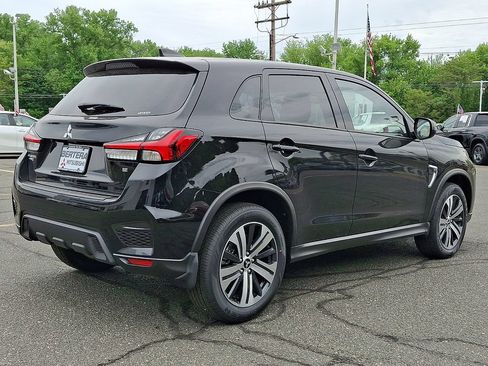New 2026 Mitsubishi Outlander Sport SE AWD/4WD image 4
