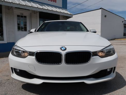 Used 2015 BMW 328i Sedan RWD image 9