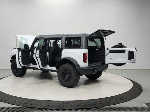 New 2026 Ford Bronco Badlands AWD/4WD image 13