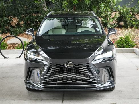 Used 2024 Lexus RX 350 FWD w/ Technology Package image 2