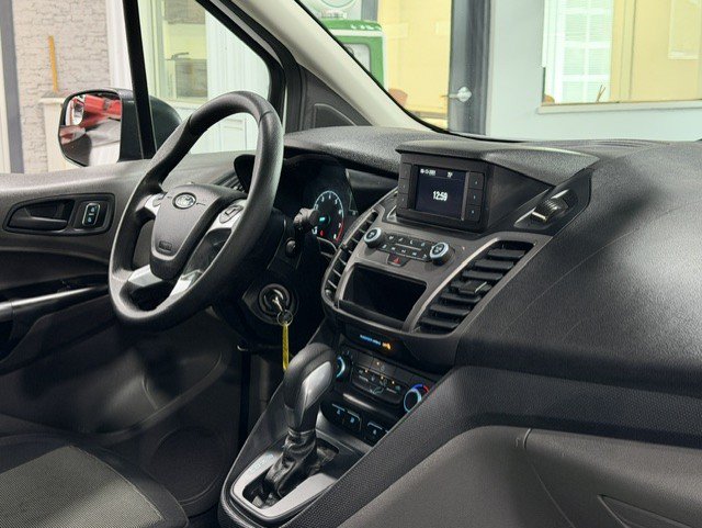 Used 2022 Ford Transit Connect XL FWD image 10