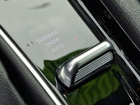 Used 2022 Jeep Compass Limited image 25