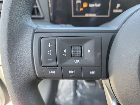 New 2026 Nissan Kicks S image 5