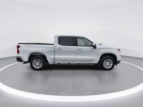 Used 2022 Chevrolet Silverado 1500 LT image 9