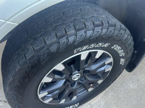 Used 2018 Nissan Titan PRO-4X AWD/4WD image 24