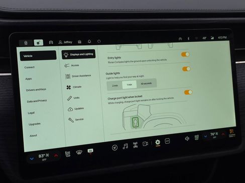 Used 2024 Rivian R1S Adventure image 55