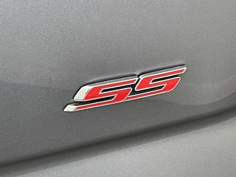 Used 2022 Chevrolet Camaro SS RWD image 11