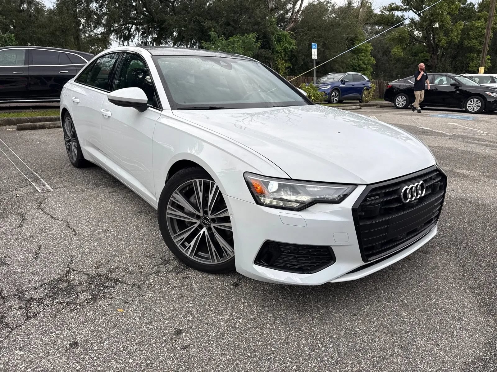 Used 2023 Audi A6 Premium Plus w/ Premium Plus Package AWD/4WD image 5