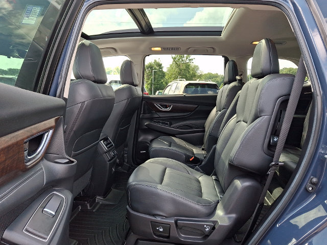 Used 2024 Subaru Ascent Touring AWD/4WD image 12