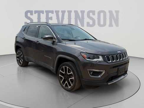 Used 2018 Jeep Compass Limited w/ Navigation Group AWD/4WD image 7