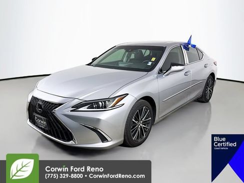 Used 2024 Lexus ES 250 w/ Premium Package AWD/4WD image 4