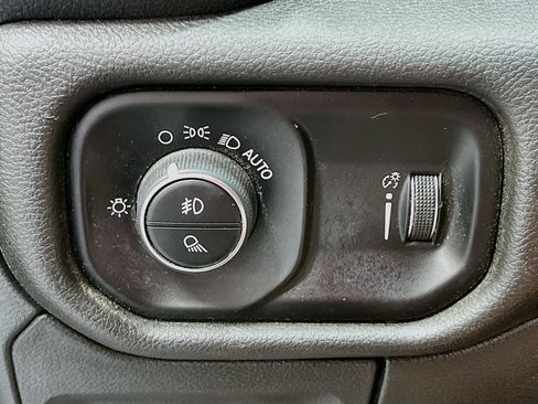 Used 2025 RAM 1500 Tradesman AWD/4WD image 10