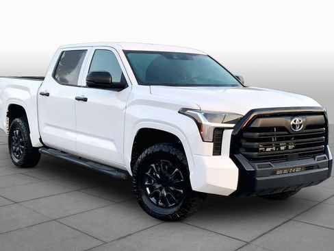 Used 2024 Toyota Tundra SR image 3