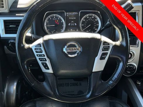 Used 2019 Nissan Titan PRO-4X w/ Pro-4x Convenience Package image 17