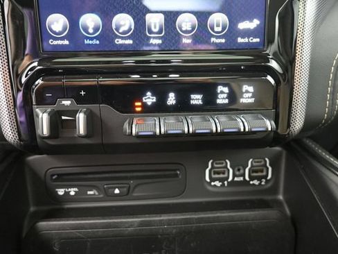 Used 2019 RAM 1500 Limited AWD/4WD image 25