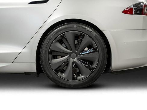 Used 2022 Tesla Model S Base image 18