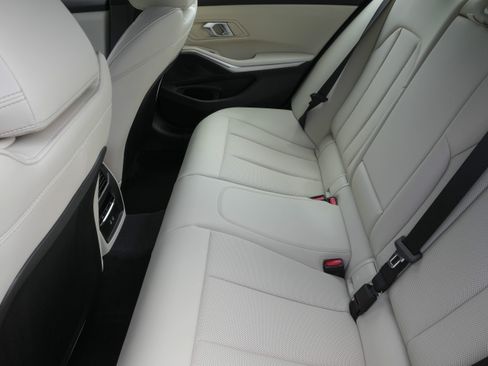 Used 2025 BMW 330i Sedan RWD image 36