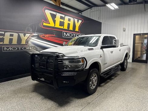 Used 2020 RAM 2500 Laramie AWD/4WD image 1