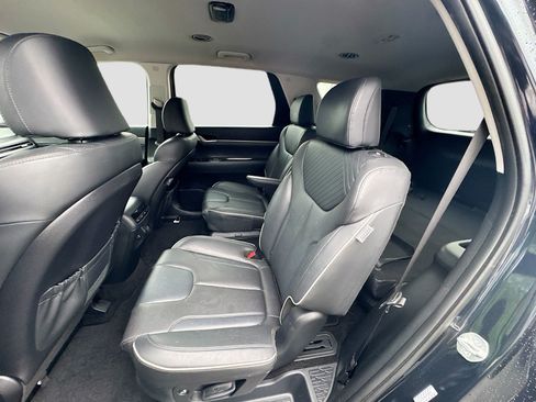 Used 2023 Hyundai Palisade SEL FWD image 25