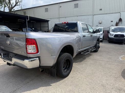 Used 2022 RAM 3500 Lone Star image 4