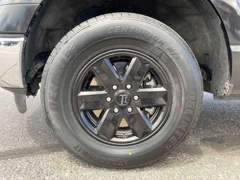 Used 2023 Ford F150 XLT AWD/4WD image 23
