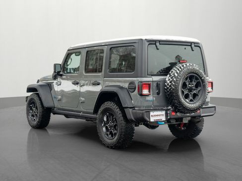Used 2023 Jeep Wrangler Unlimited w/ Cold Weather Group image 5
