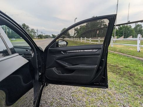 Used 2020 Honda Accord Sport image 13