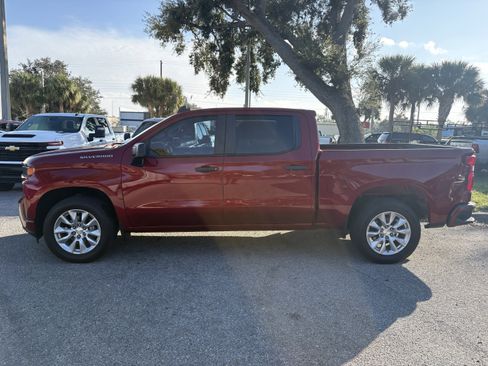 Used 2021 Chevrolet Silverado 1500 Custom w/ Safety Confidence Package image 4