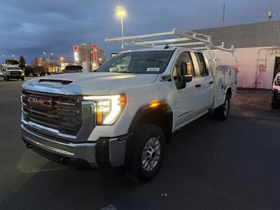 New 2026 GMC Sierra 2500 Pro w/ Convenience Package