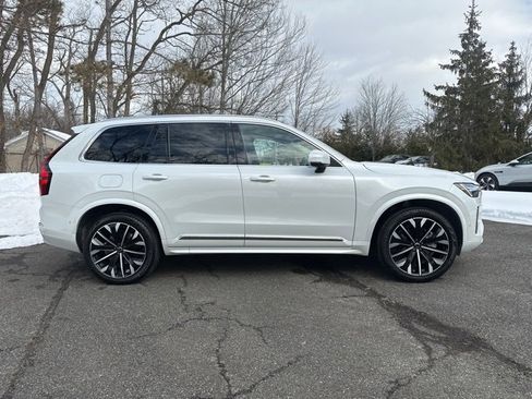 Certified 2025 Volvo XC90 B6 Plus image 10