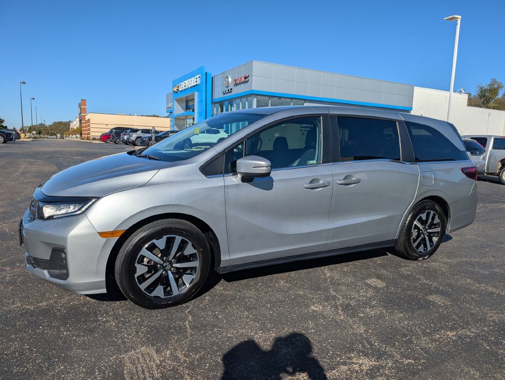 Used 2025 Honda Odyssey EX-L image 4