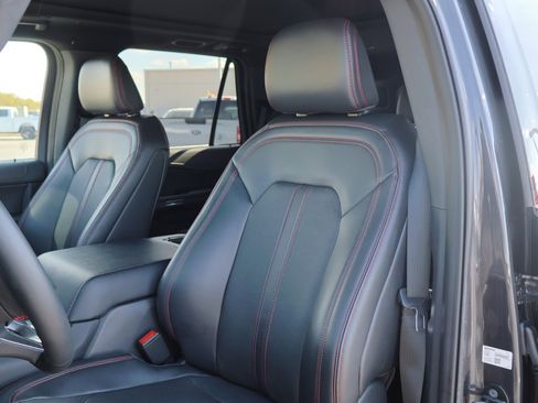 Certified 2024 Ford Expedition Limited image 14
