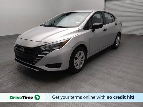 Used 2025 Nissan Versa S w/ Trunk Package FWD image 1